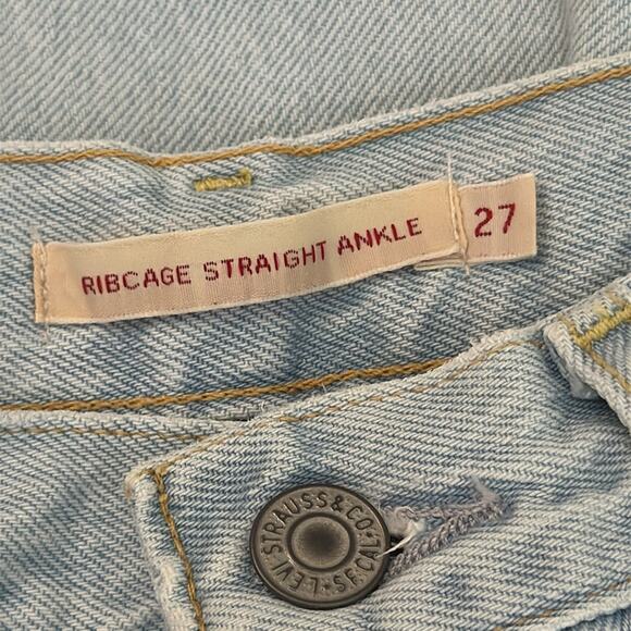 Levi’s Light Blue Ribcage Straight Ankle Denim Jeans - Picture 4 of 6